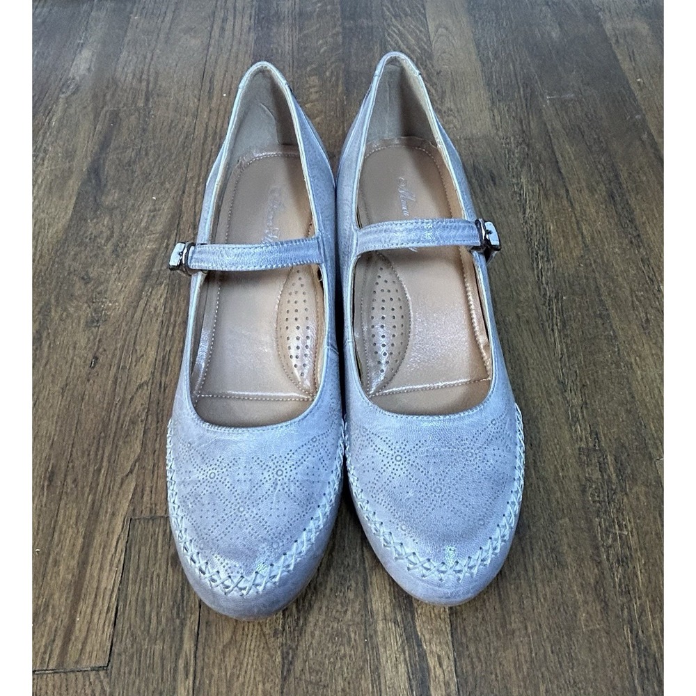 Mona Flying leather Mary Jane wedge pumps feature a silver metallic Size 10.5-11